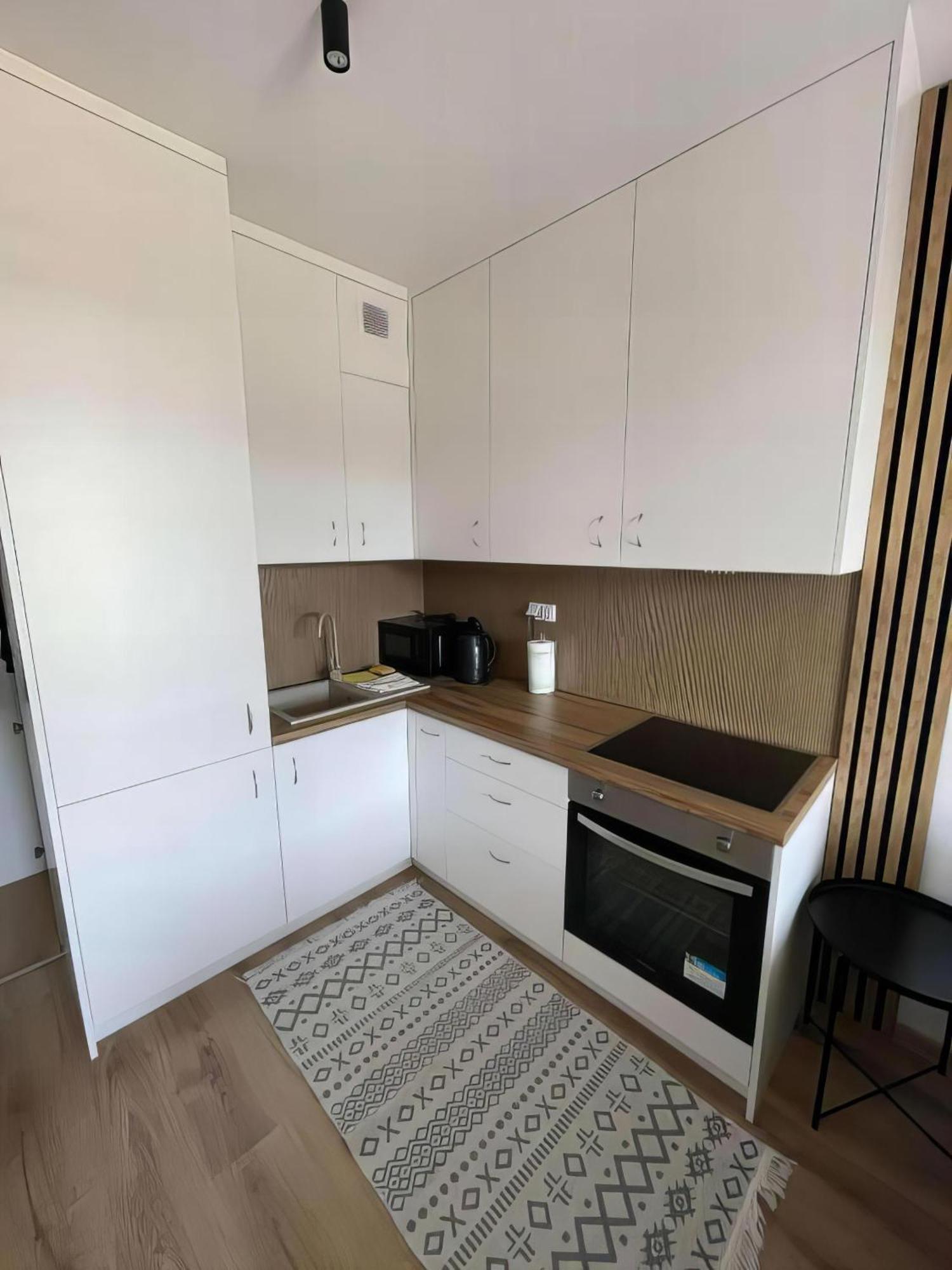 77 Wiktoryn Studio Leilighet Warszawa Eksteriør bilde